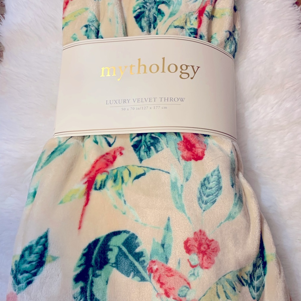 New Mythology Luxury Velvet Throw 50x 70 in x 177 cm in vibrant tropical print